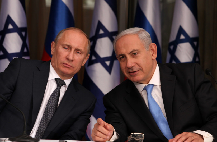 Russian President Vladimir Putin (L) and Prime Minister Benjamin Netanyahu (R) (photo credit: MARC ISRAEL SELLEM/THE JERUSALEM POST)