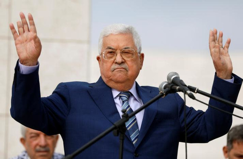Palestinian President Mahmoud Abbas (photo credit: REUTERS/MOHAMAD TOROKMAN)