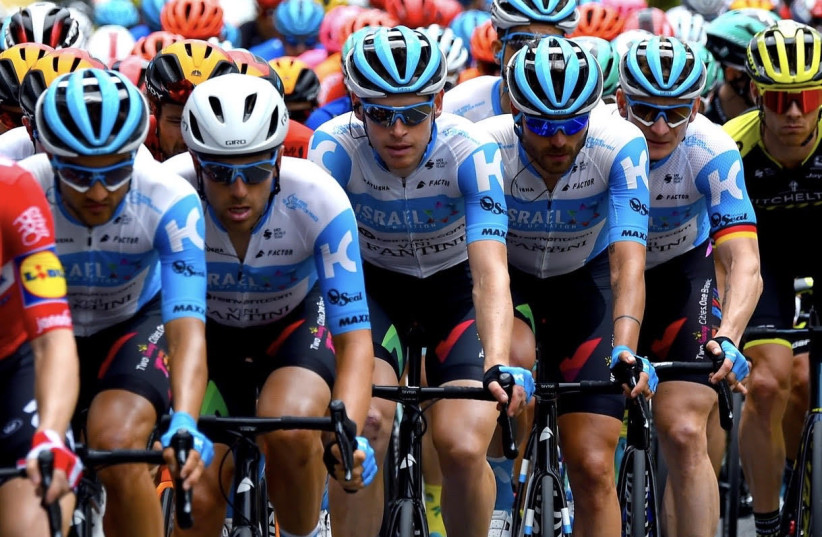  Israel Team Start-Up Nation racing in the 2020 Men's Tour Down Under, a road cycling stage race that took place between 21 and 26 January in and around Adelaide, South Australia. (photo credit: BETTINI PHOTO)