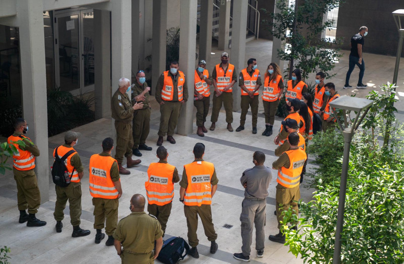 IDF troops deployed to Haifa to fight in the war against coronavirus (photo credit: IDF SPOKESPERSON'S UNIT)