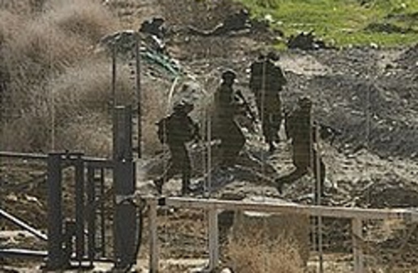 IDF gaza border 248 88 ap (photo credit: AP)