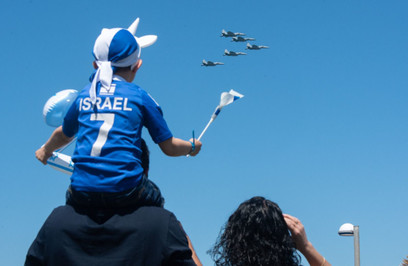 Flyovers and fireworks: Israel Independence Day in pictures - Israel ...