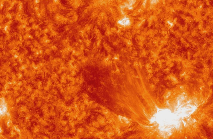  The sun emitted its first X-class flare in more than four years on February 14, 2011 at 8:56 p.m. EST. (photo credit: NASA Goddard Space Flight Center/Wikimedia Commons)