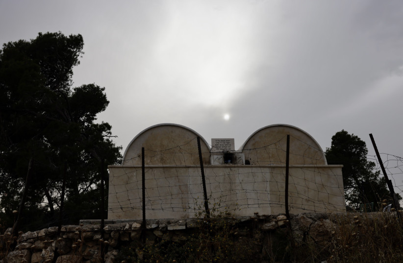  Samson's tomb (photo credit: MARC ISRAEL SELLEM)