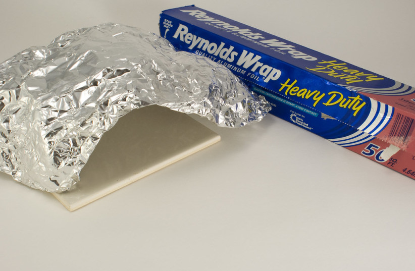  Aluminum foil with package (photo credit: FLICKR)