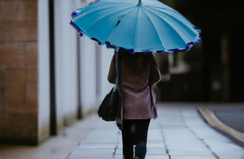  Best Folding Umbrellas for Staying Dry in Style (photo credit: PR)