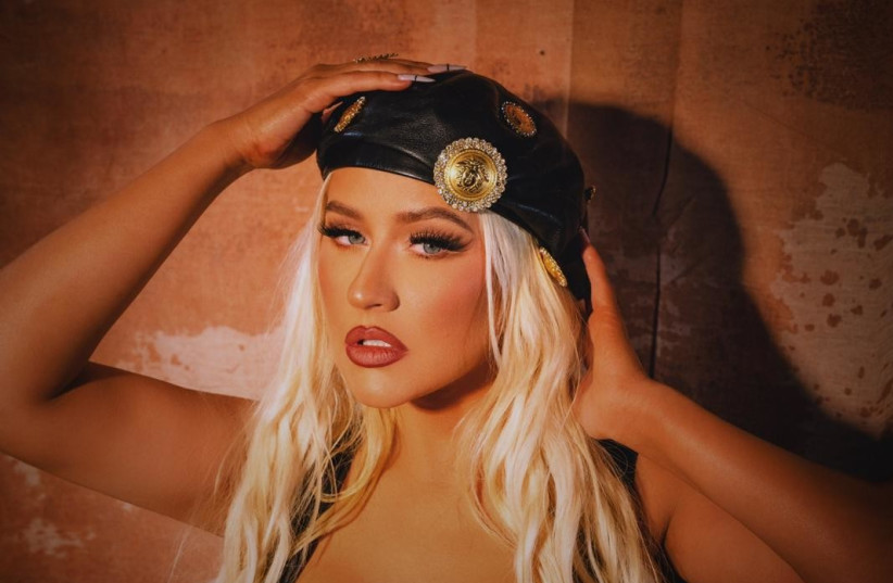  Christina Aguilera (photo credit: Live Nation)