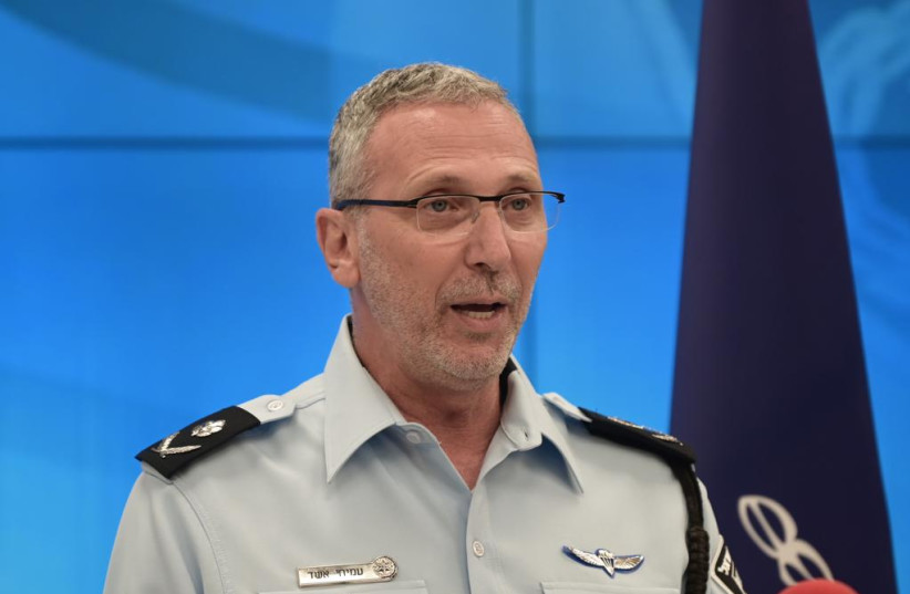  Tel Aviv police commander Ami Eshed announces that he is stepping down from his position in a statement to Israeli press on July 5, 2023. (photo credit: AVSHALOM SASSONI/MAARIV)
