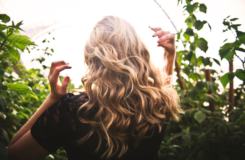  Would you fly across the world for a hair appointment? (illustrative) (photo credit: PEXELS)