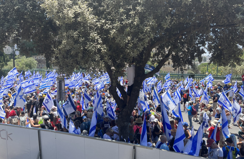  Judicial reform protesters in Jerusalem. (photo credit: NATALIE DAVIS)