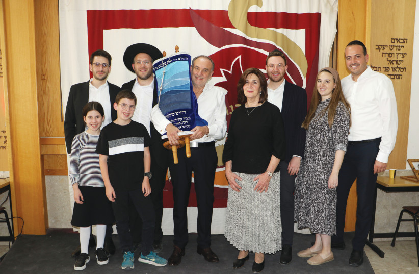  BRIAN AND Audrey Brom, their children, and their nephew Myer Brom and sons. (photo credit: RICHARD SHAVEI-TZION)
