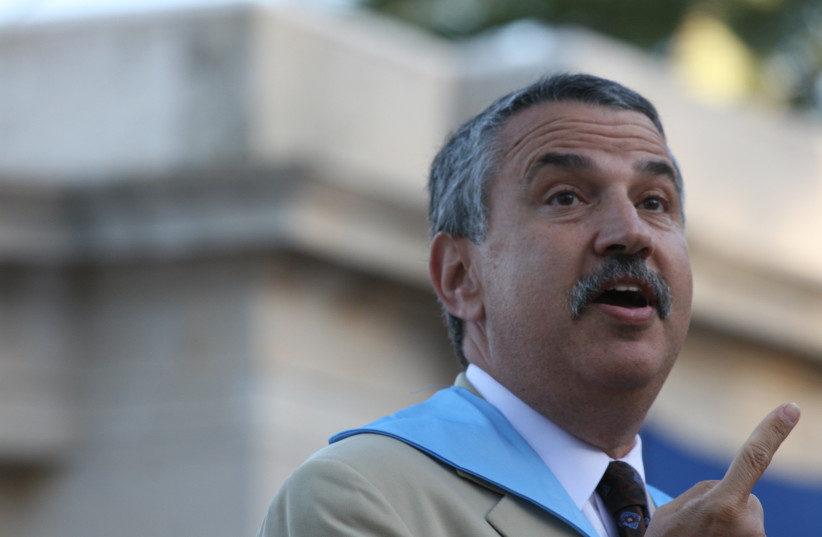  New York Times columnist, Thomas L. Friedman delivers his address after receiving his honorary doctorate from the Hebrew University of Jerusalem. June 3 2007 (photo credit: Rebecca Zeffert/Flash90)