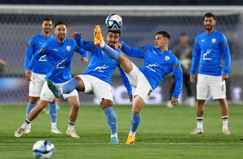 ISRAEL WON its last two Euro qualifiers, against Belarus and Andorra, and now has a chance to pick up another six points when it plays at Romania and hosts Belarus (photo credit: REUTERS/Ronen Zvulun)