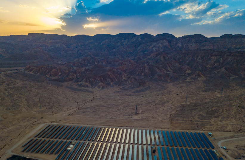  The solar farm in the Arava where the measurements were conducted (photo credit: Jonathan D. Muller)