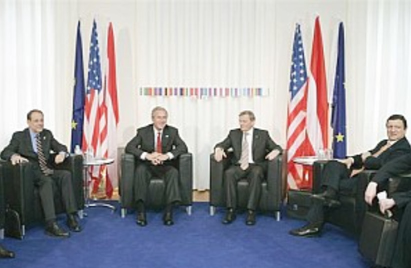 EU meeting Vienna 298 (photo credit: )