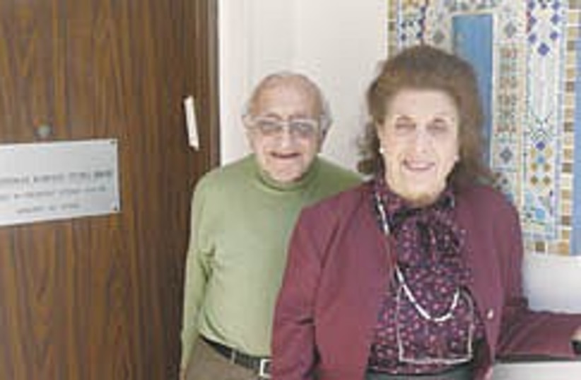 nice old people (photo credit: Ruth Eglash)