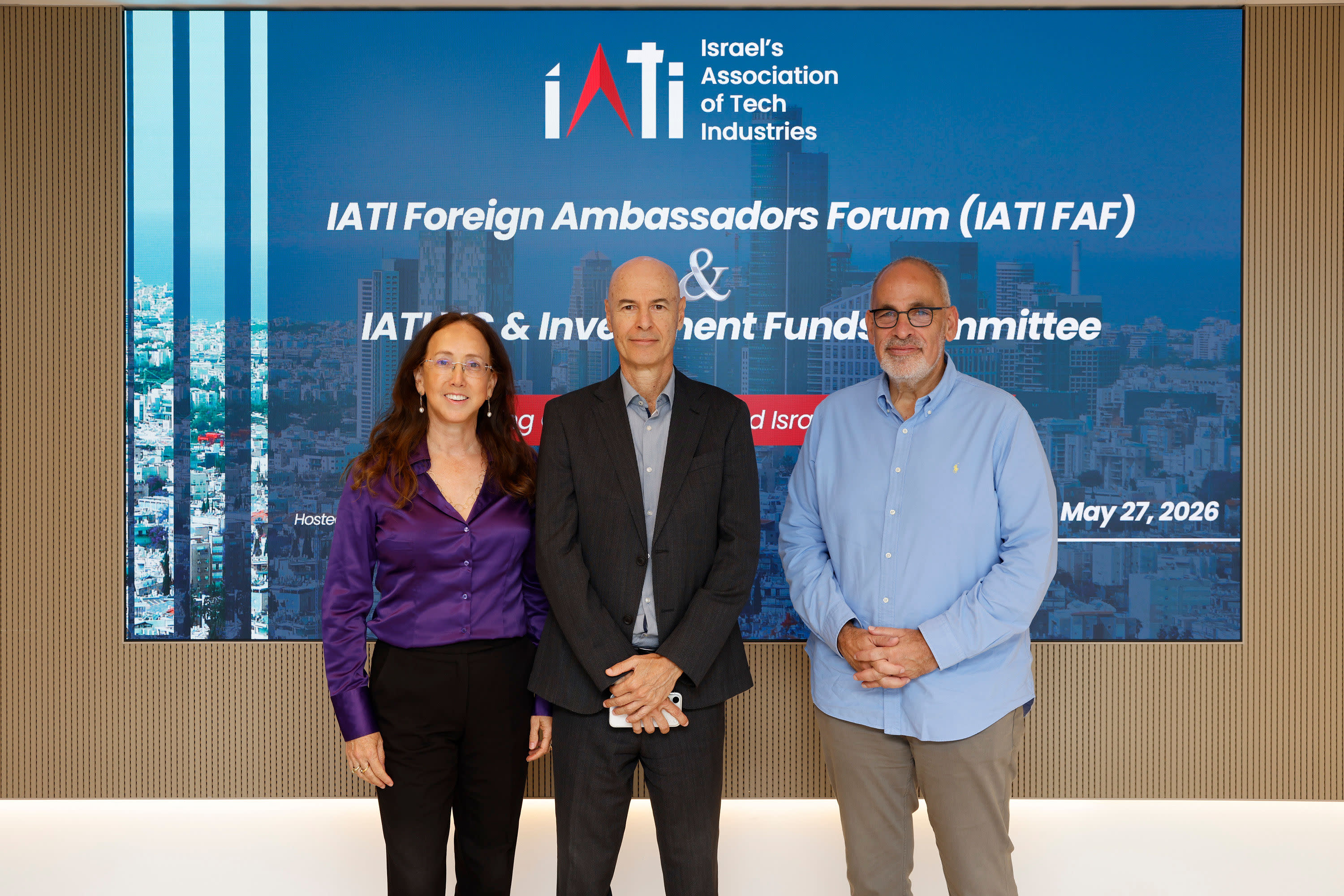 Shlomo Dovrat, Co-Founder and Managing Partner at Viola Ventures; in the center: Eden Bar Tal, Director General of the Ministry of Foreign Affairs; from left: Karin Mayer Rubinstein, CEO and President of the Israel Advanced Technology Industries Association (IATI).