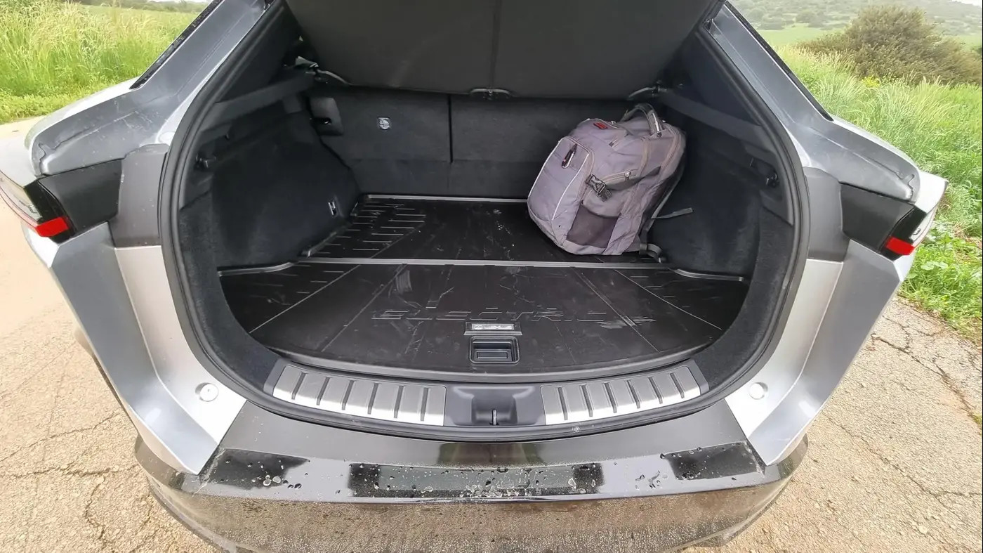A decent cargo capacity, without a spare wheel.
