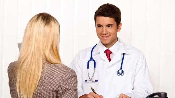 Illustration: A doctor and a patient