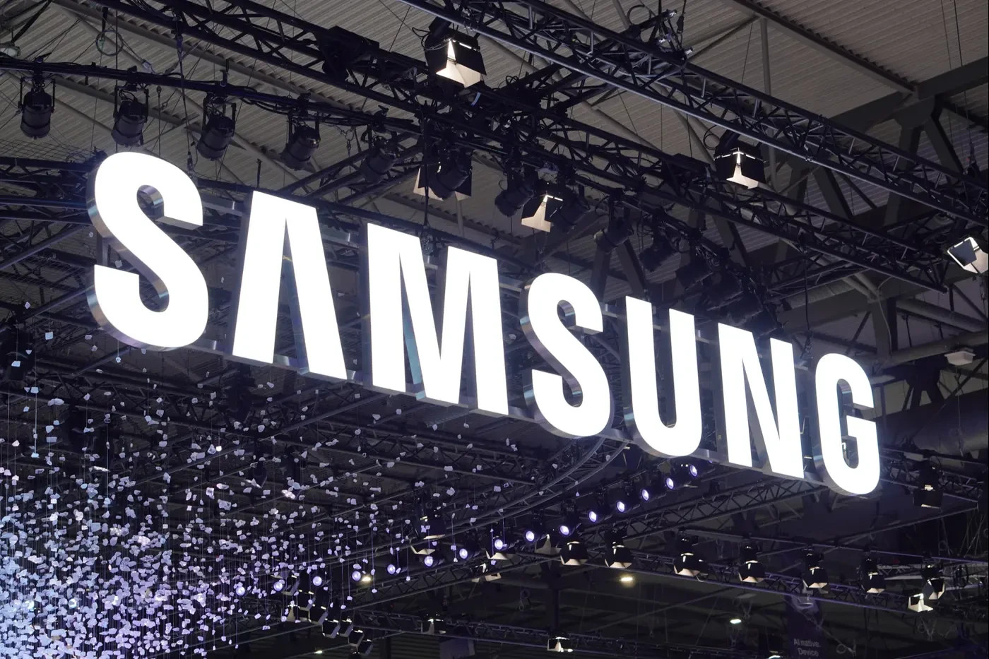 Samsung. Growing demand for memory chips