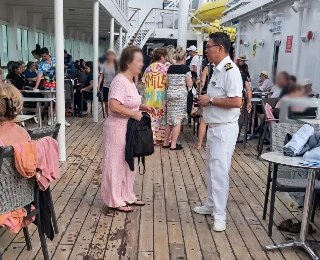 It is also alleged that throughout the cruise, passengers encountered a ''disrespectful and indifferent'' attitude from crew members and company representatives