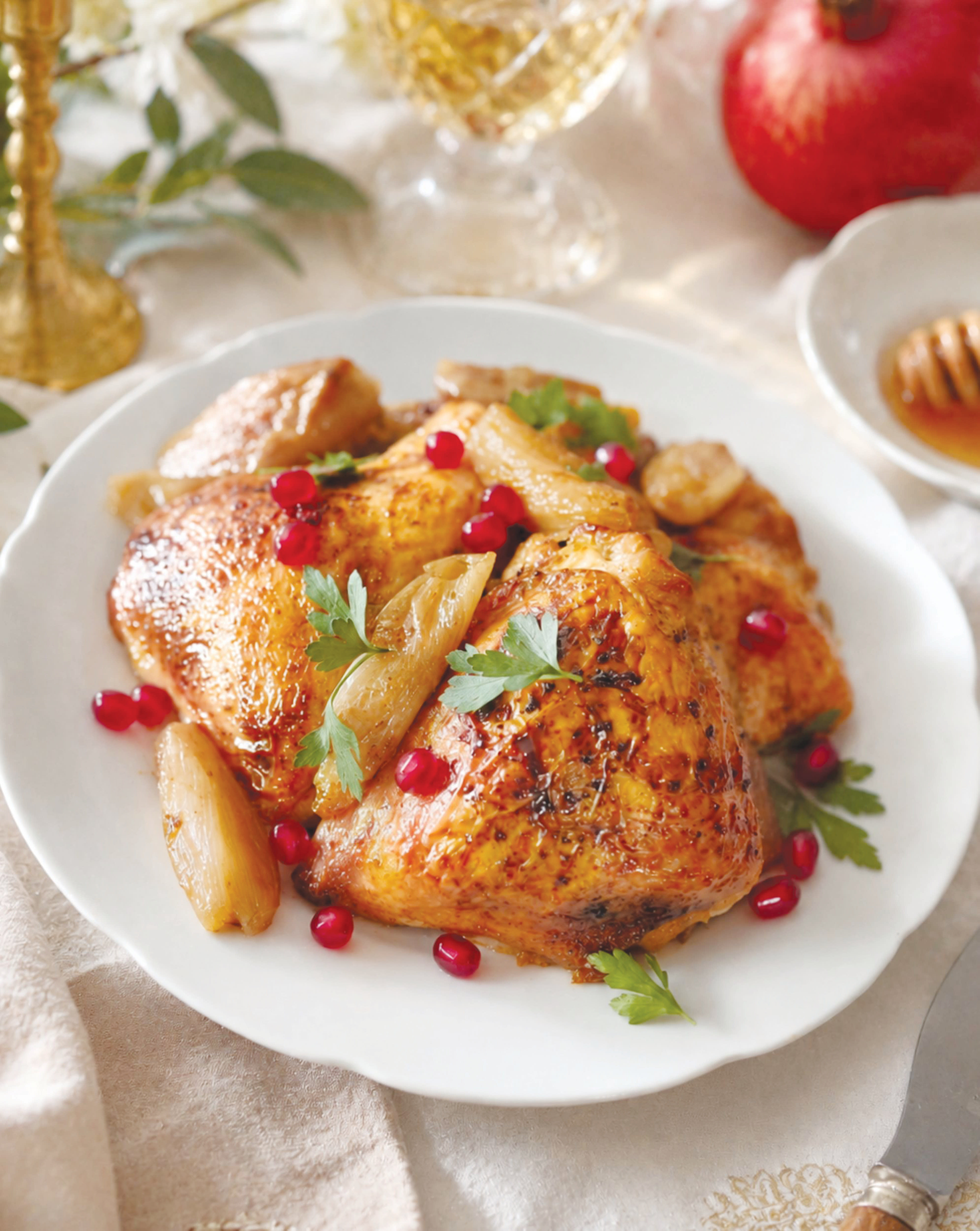 Sweet & shallot chicken. (credit: HENNY SHOR)