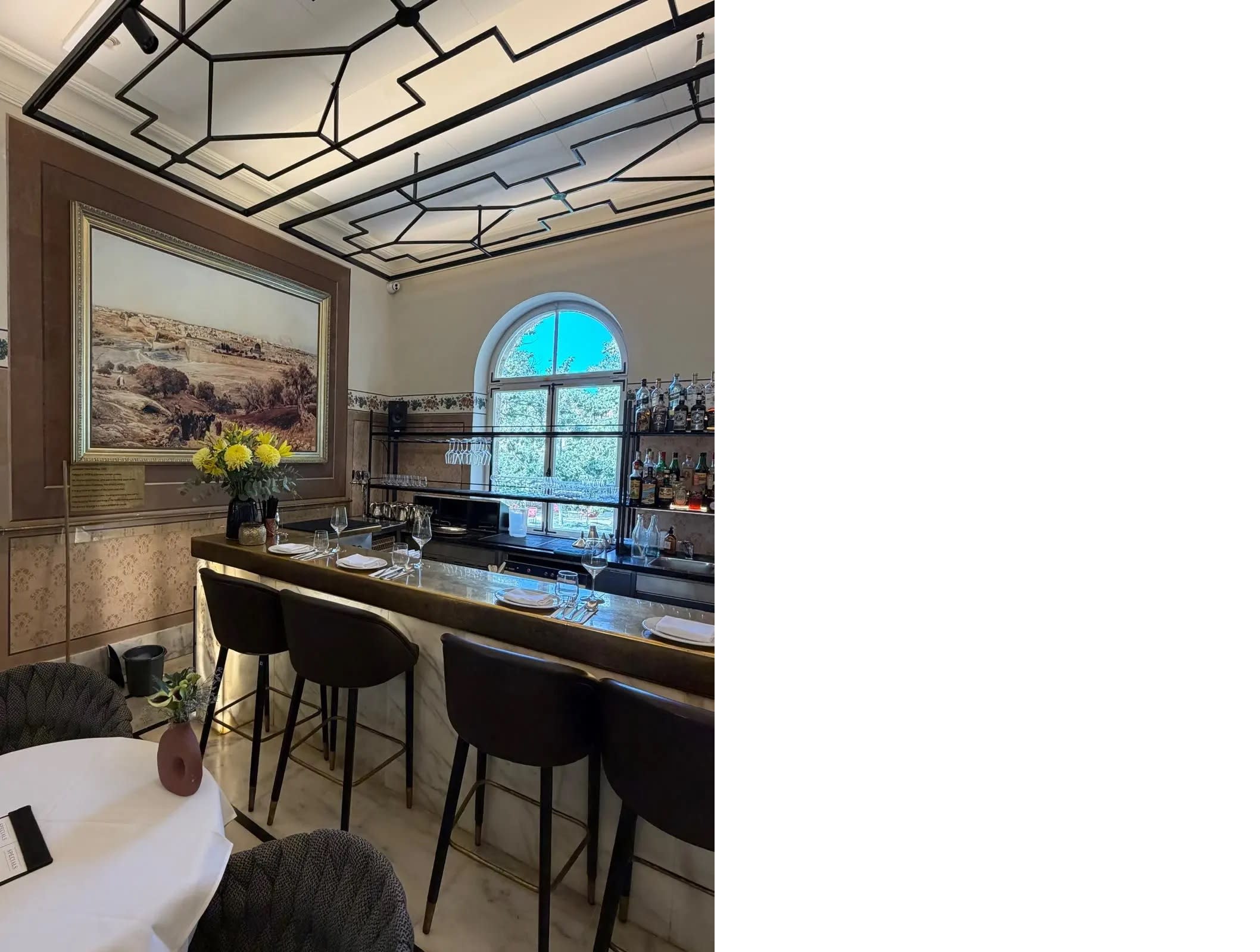 Preservation work in the building. The hotel lobby bar.