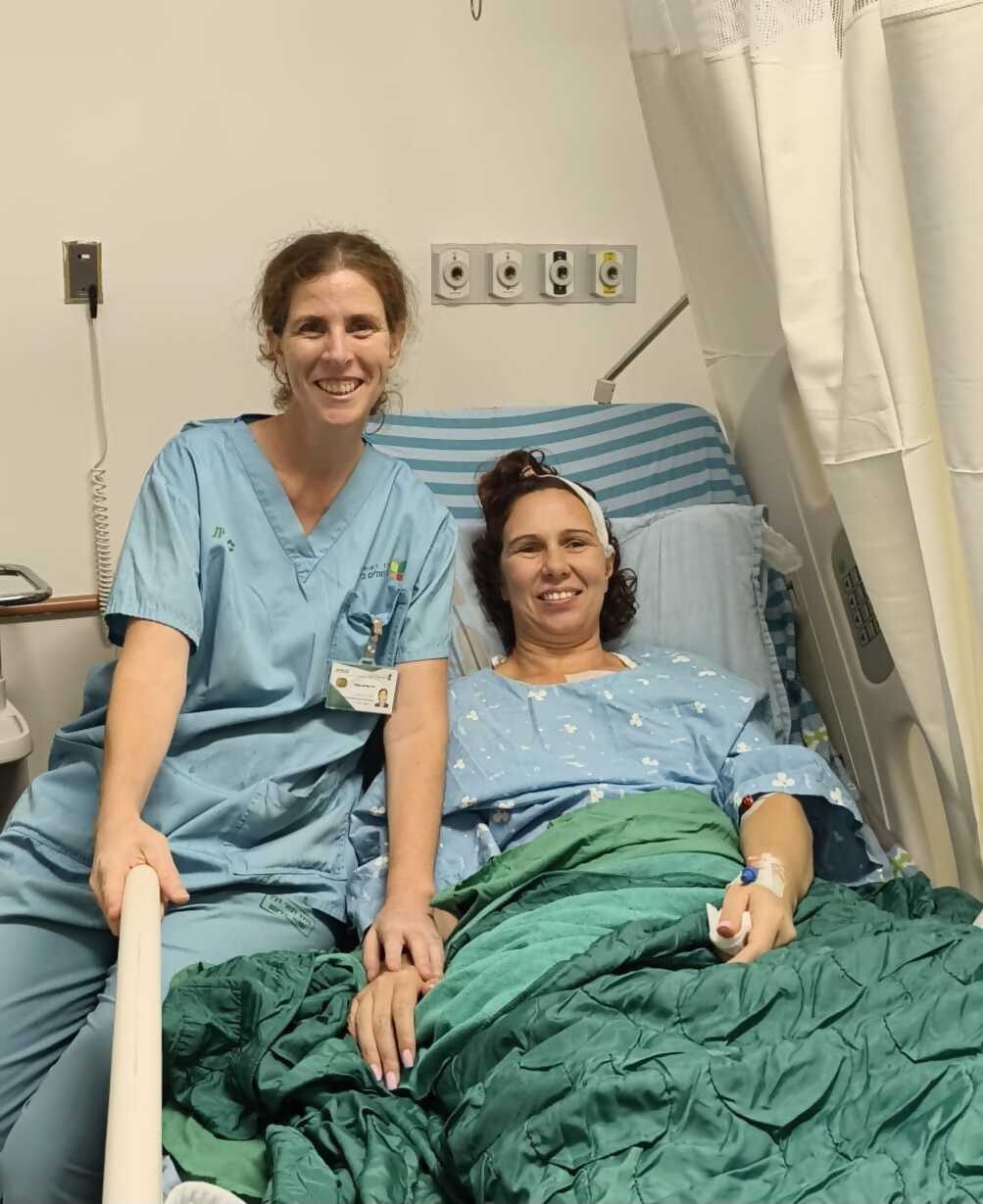 Dr. Idit Tamir, Director of the Functional Neurosurgery Unit at Clalit-Beilinson Hospital, pictured with patient Olga Moisa.