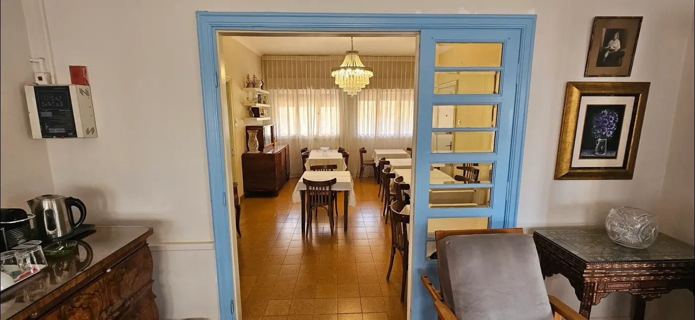 The dining room in Lishansky Hotel Since 1936.