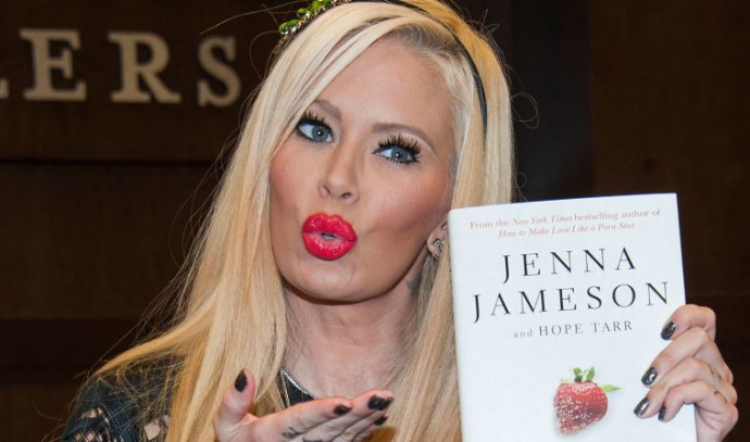 Ex-porn star Jenna Jameson to have reality show about her conversion to  Judaism - The Jerusalem Post