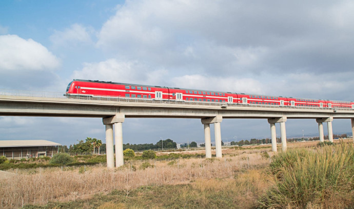 Politics threatens progress on major new rail line - Vimarsana News