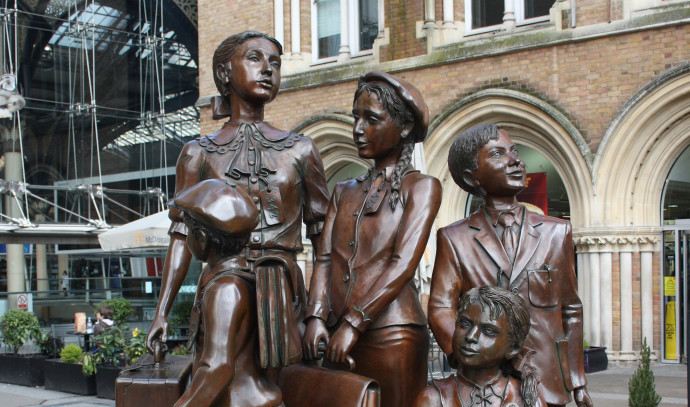 The real story behind ‘One Life’: Nicholas Winton who rescued Jews ...