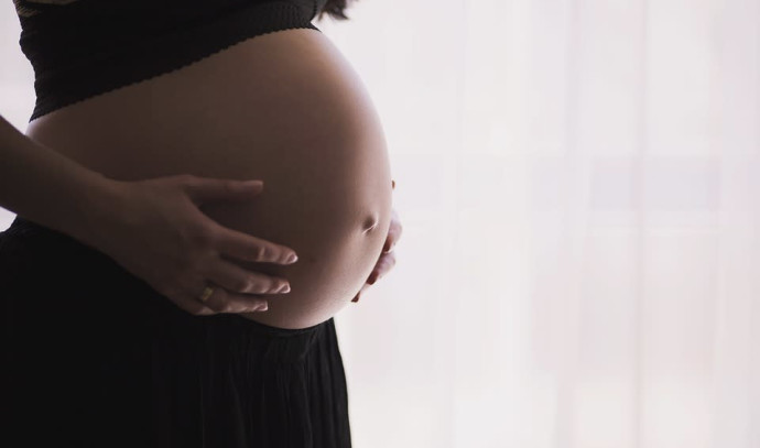 Kobiety w ciąży mogą mieć silną, zmienną odporność na COVID-19
