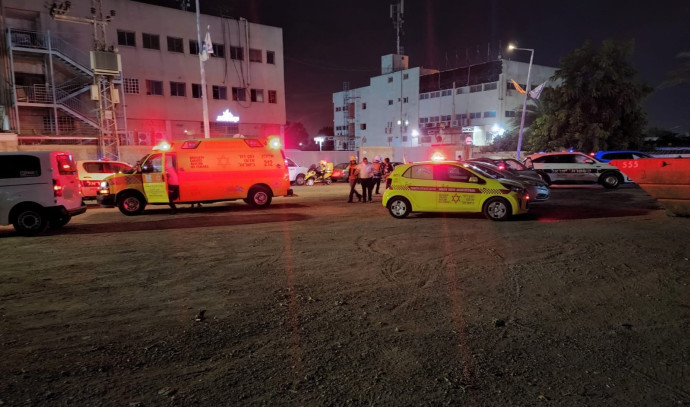 Three injured in various conditions in shooting in Lod - Israel News ...