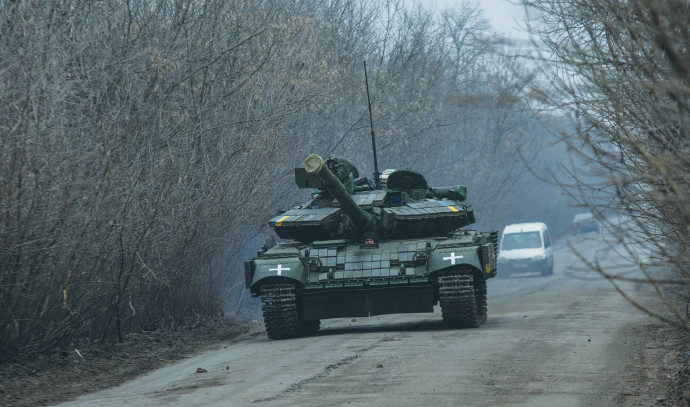 Sojusznicy wzmacniają ukraińskie siły pancerne przed kontrofensywą