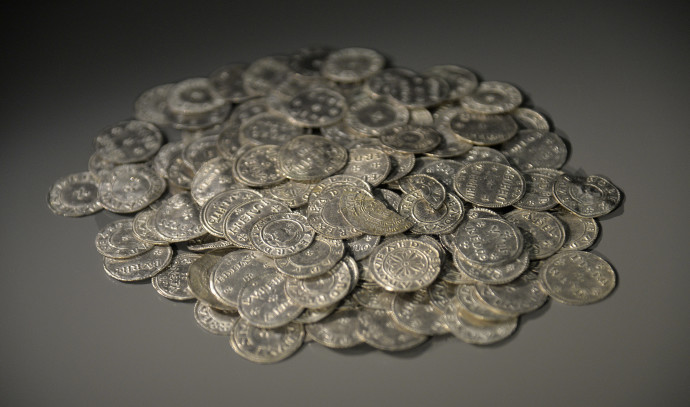 Viking ring, rare coins unearthed by child playing with metal detector - Vimarsana News