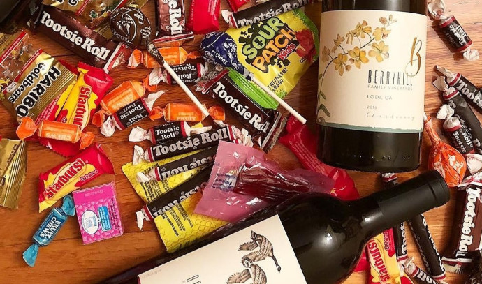 Australian woman stranded for five days, survives on wine and candy - Vimarsana News