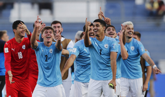 Uruguayan Jewish soccer fans face dilemma: Root for Uruguay or Israel? - Vimarsana News