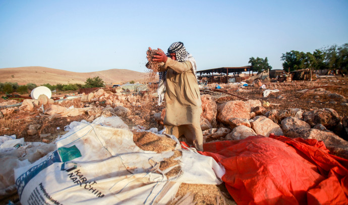 Israeli court orders to evict 500 Bedouin from unrecognized village - Vimarsana News