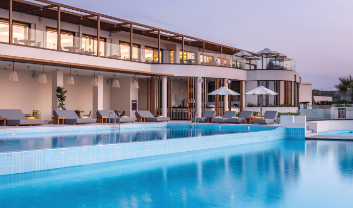 Isla Brown Chania: staff who go the extra mile to help guests - Vimarsana News