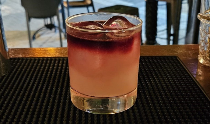 Hagoren: A Jerusalem bar where the grownups can drink - review - Vimarsana News