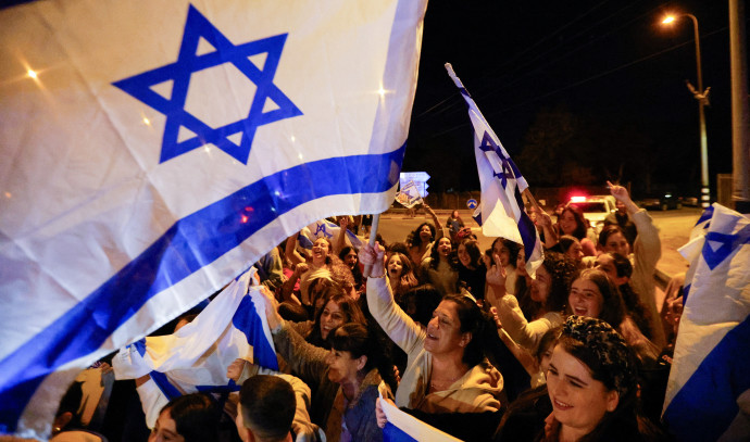 10 Israelis freed amid talk of long-term truce