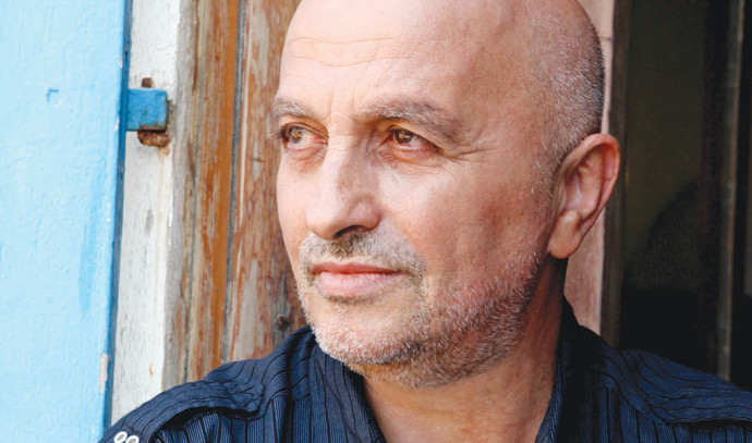 Veteran pop-folk artist Shem-Tov Levi takes on 18th-century Italian poet - Vimarsana News