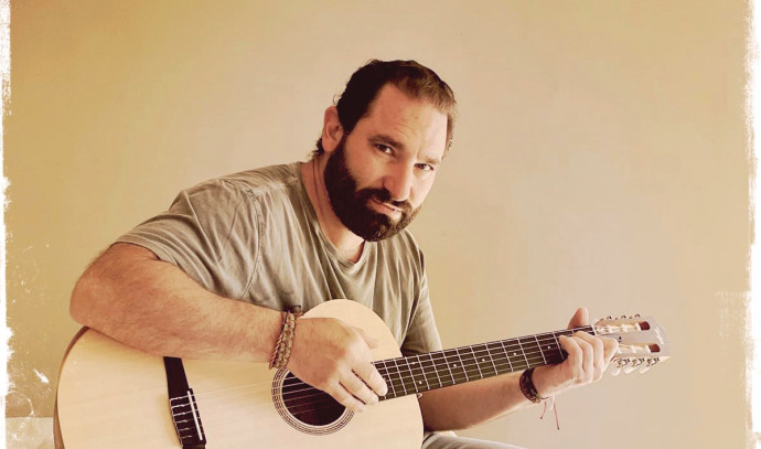 Israeli rock star Yehuda Solomon of Moshav returns to Israel - Vimarsana News