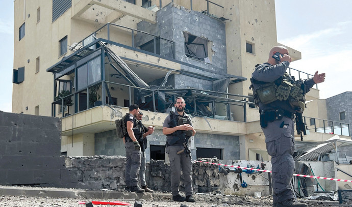 The 60,000 people Israel abandoned as Hezbollah attacks the North - Vimarsana News