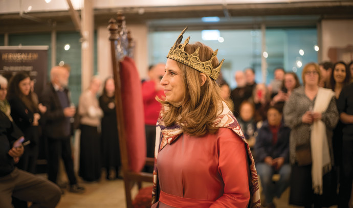 A look at 'Esther's Throne' in 'Doe of Dawn' exhibit - Vimarsana News