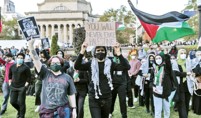 Israeli student at Columbia University: “They broke into the building and broke windows”