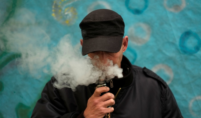 Vapes in the US might be more dangerous than cigarettes - Vimarsana News
