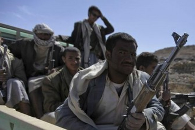 Yemen's al-Houthi Shi'ite fighters 370 (photo credit: REUTERS/Mohamed al-Sayaghi)