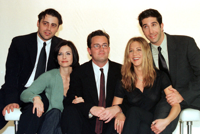 The cast of the American TV sitcom Friends (credit: REUTERS/RUSSELL BOYCE)